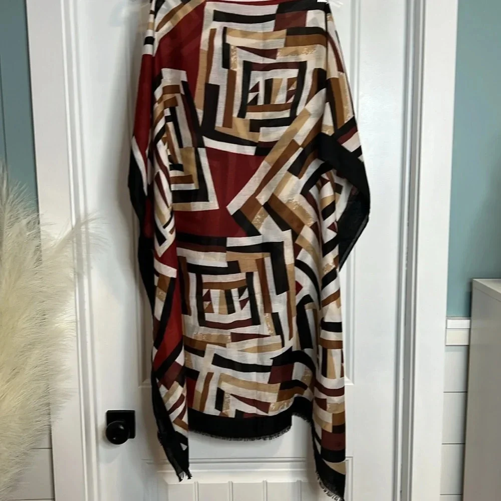 Chico’s Abstract Print Oblong Scarf.‎ 35”x74”